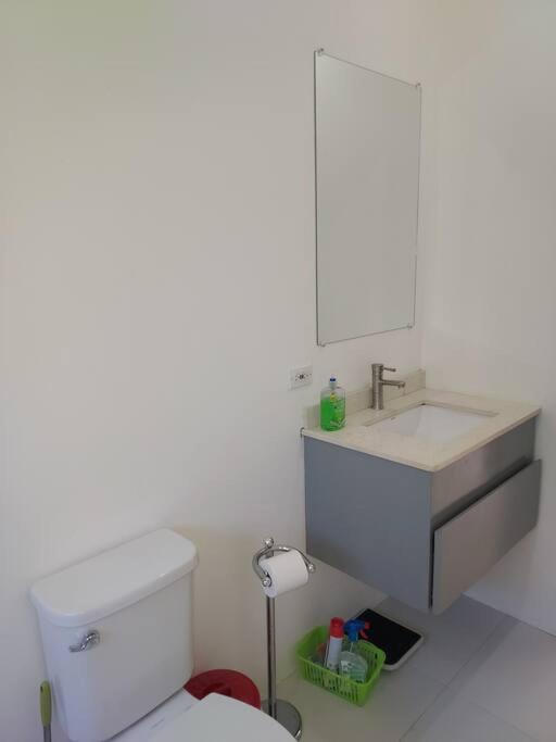 The Willow Apartment أوشو ريوس المظهر الخارجي الصورة